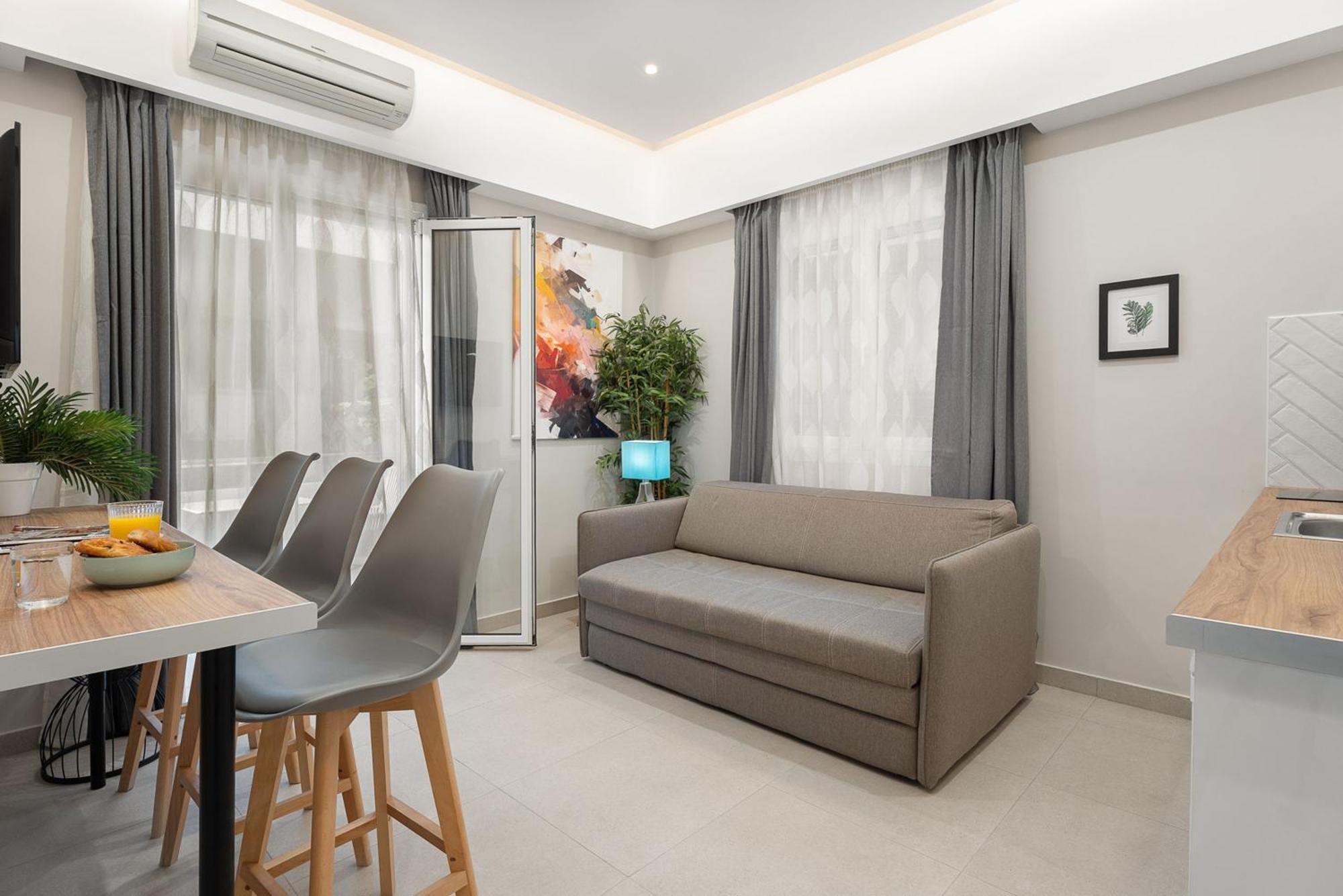Captain'S Seafront Apartments Nydri  Exteriér fotografie